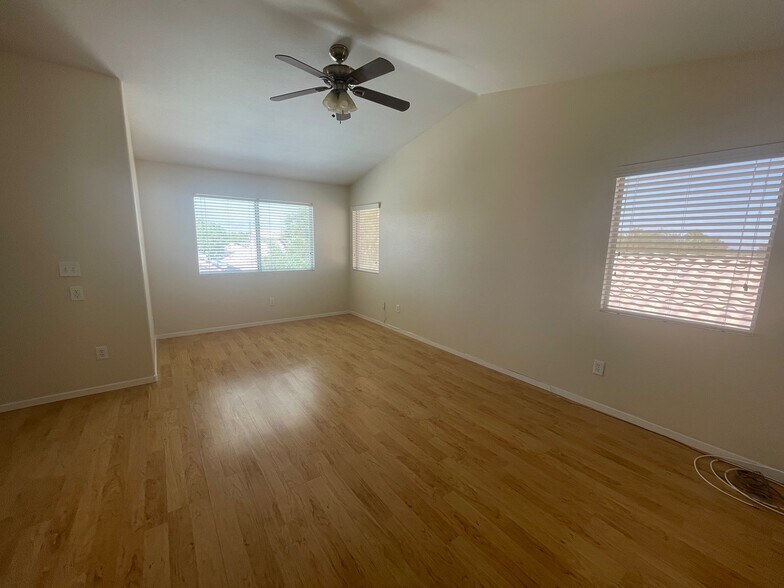 Building Photo - 8040 Tailwind Ave