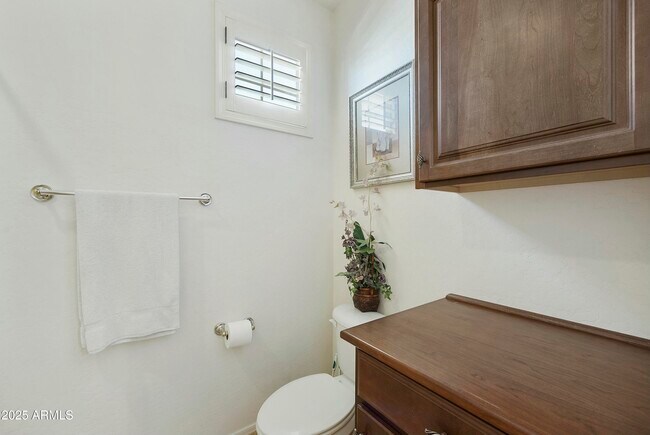 Building Photo - 4615 W Corral Rd