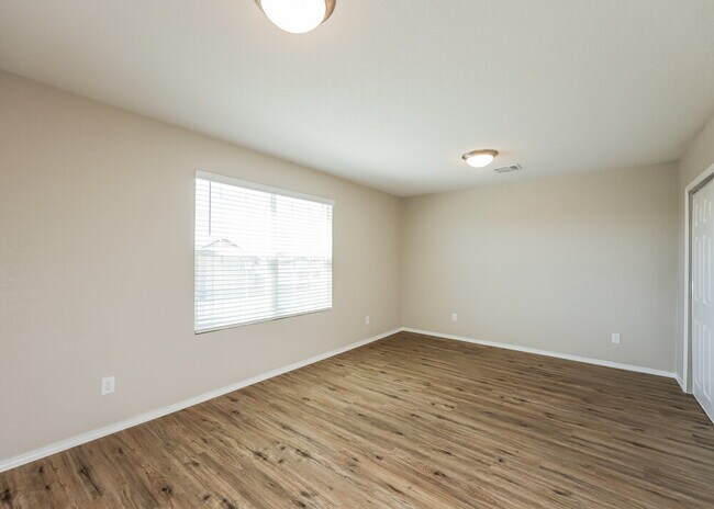 Building Photo - 11703 Blackmore Leap