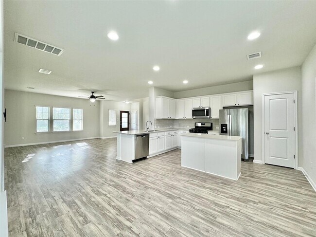 Building Photo - 1728 Cherokee Nation Trl