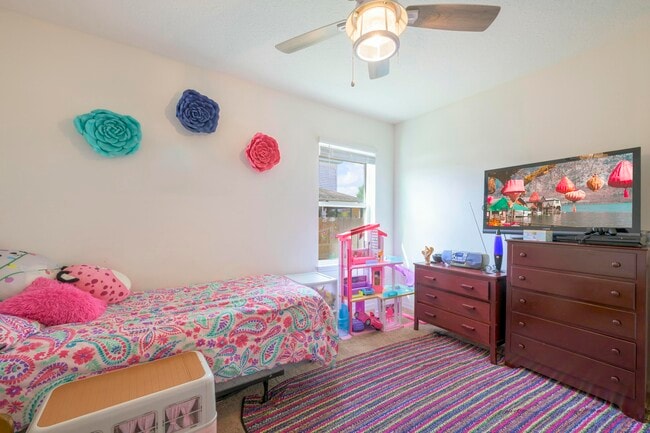 Building Photo - 4042 SW Jaqust St