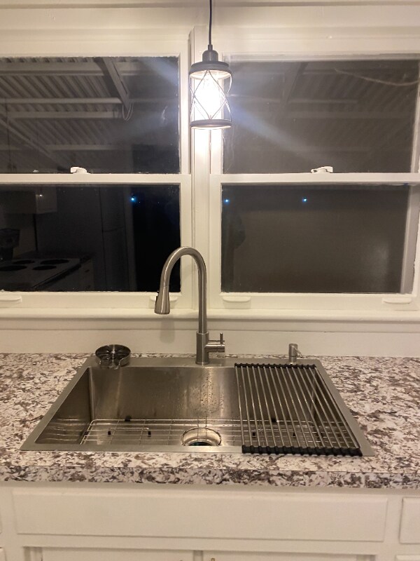 Building Photo - 1710 Alexander Cir