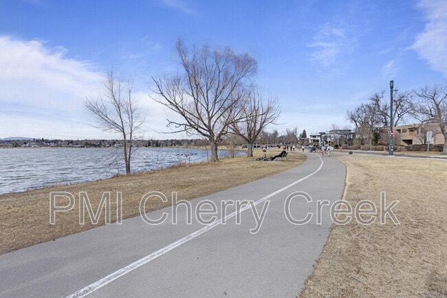 Building Photo - 2250 Quitman St