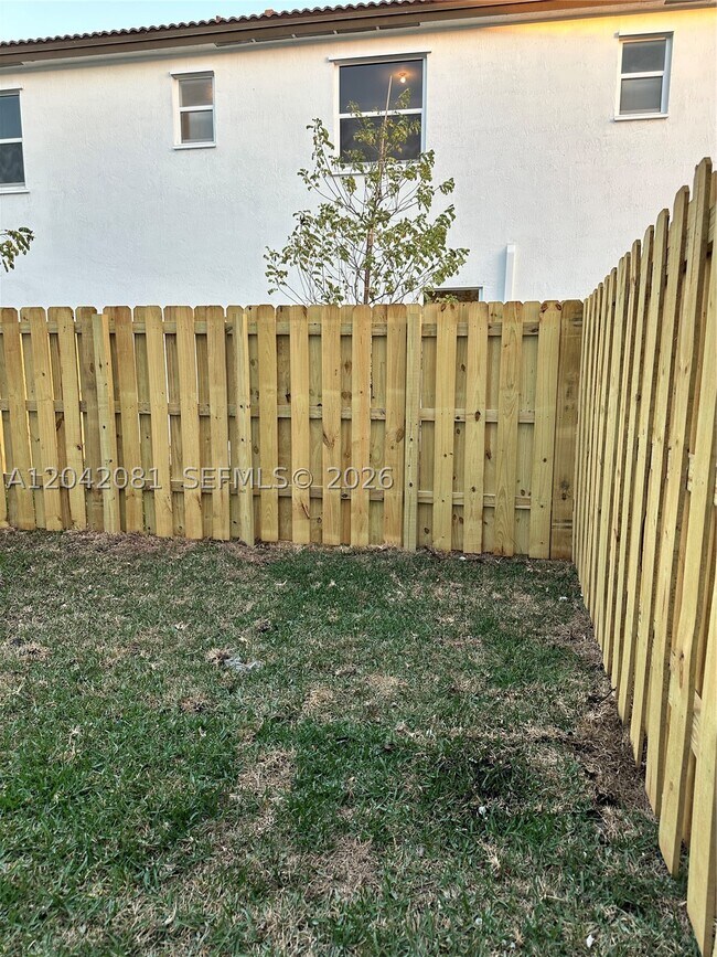 Building Photo - 2889 25rd 2889