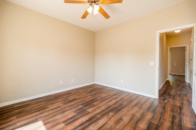 Building Photo - 7412 Harvest Village Ct
