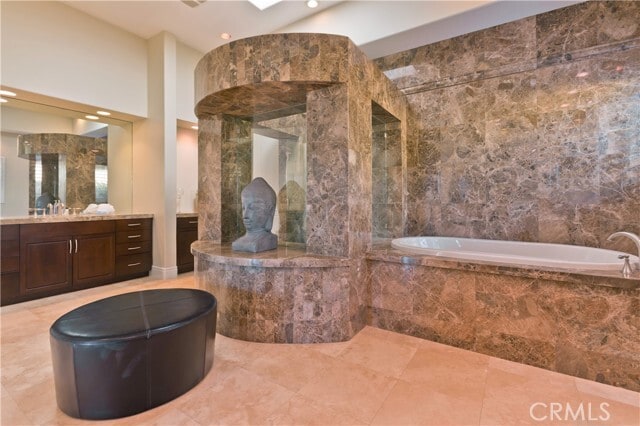 Building Photo - 57780 Troon Way