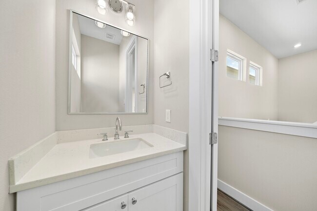 Building Photo - 9 Wellford St