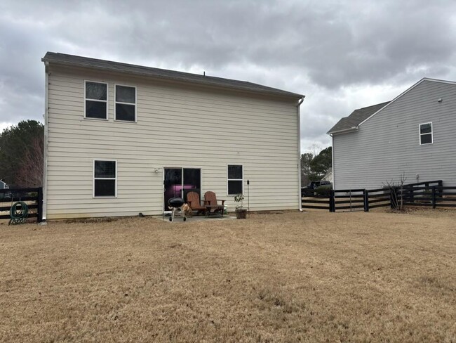 Building Photo - 50 Stable Gate Dr