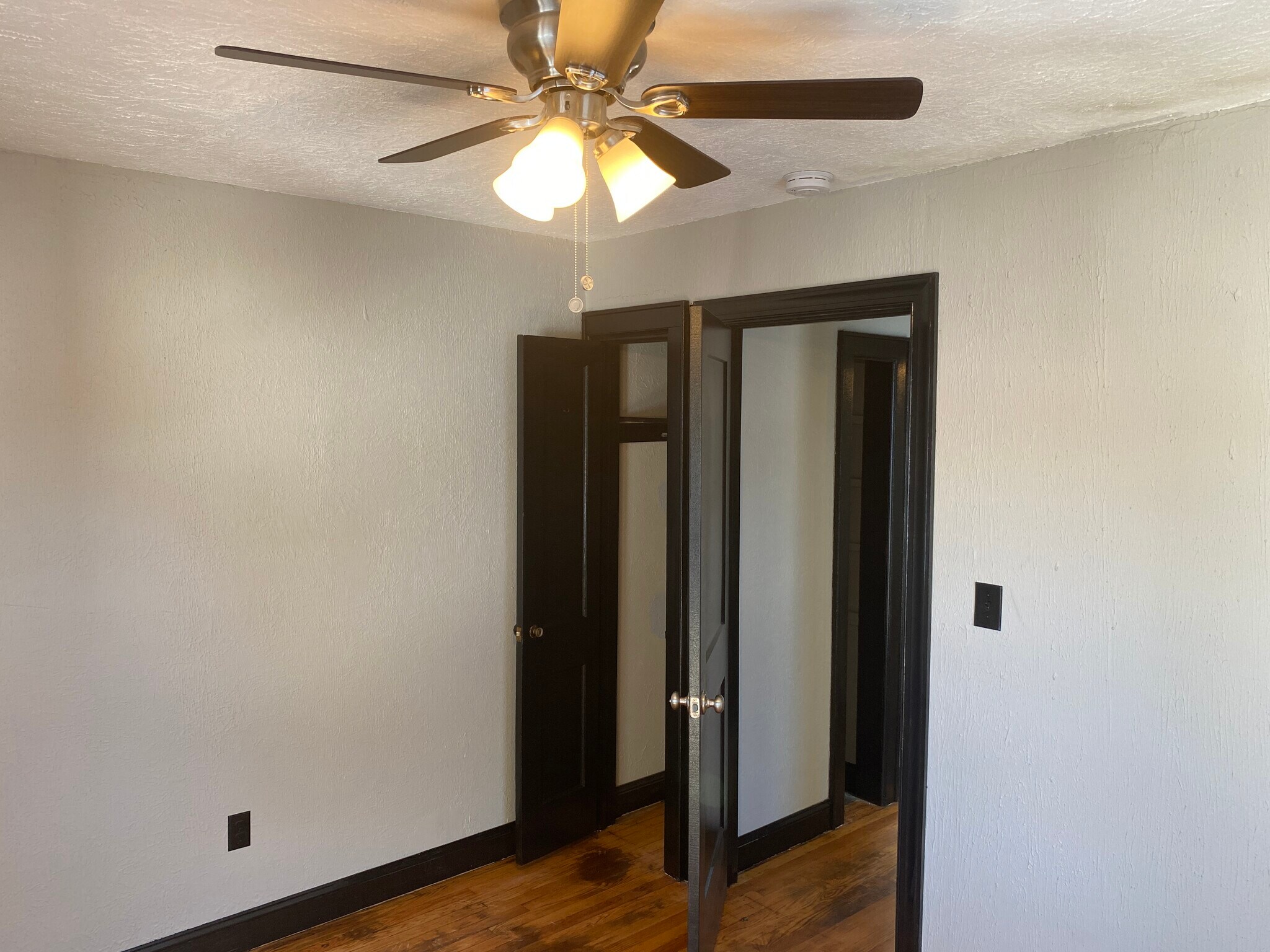 Building Photo - 4814 Tennessee St