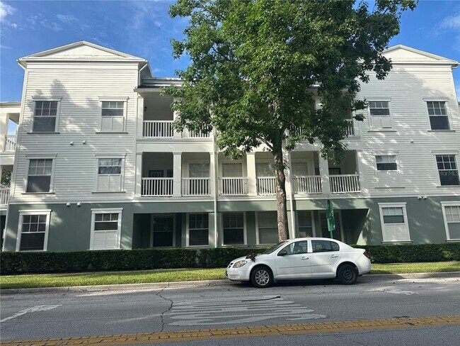 Primary Photo - 603 Campus St