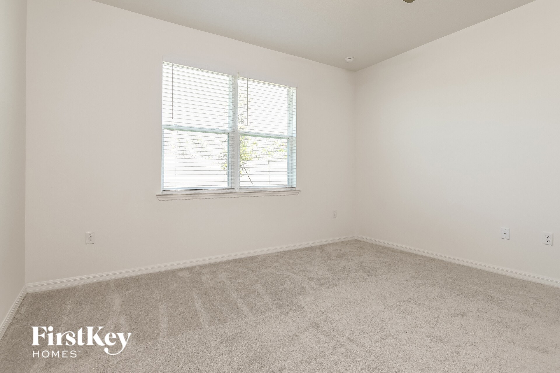 Building Photo - 1260 Spokane Pt