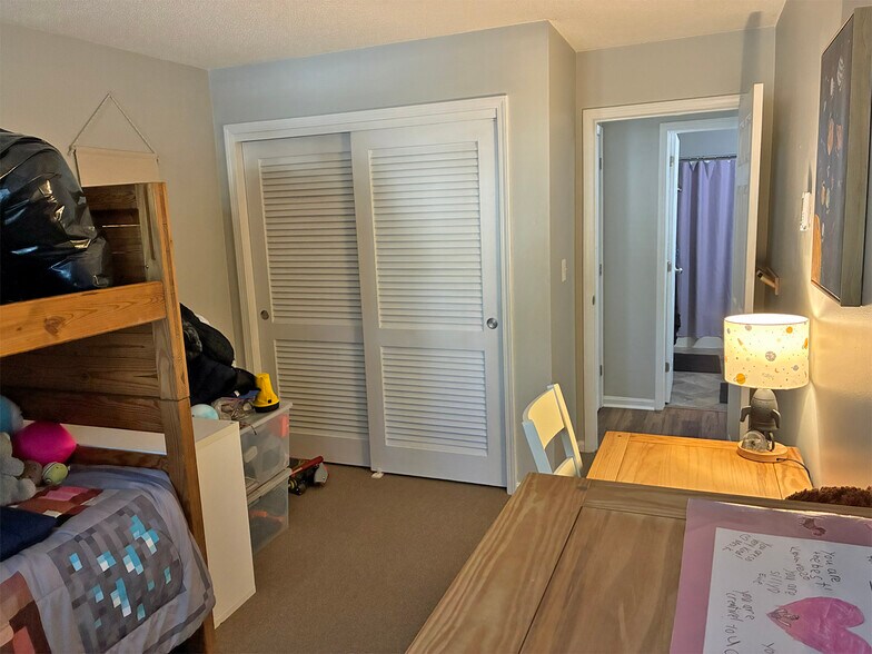 Building Photo - 58 Branch Tpke