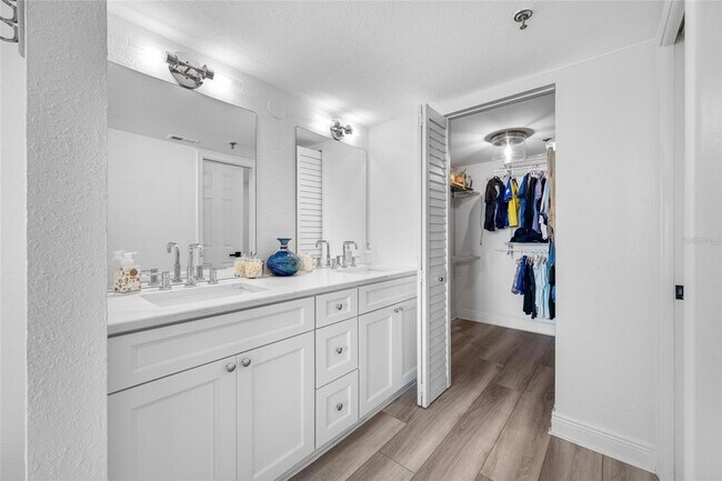 Building Photo - 6372 Palma Del Mar Blvd S