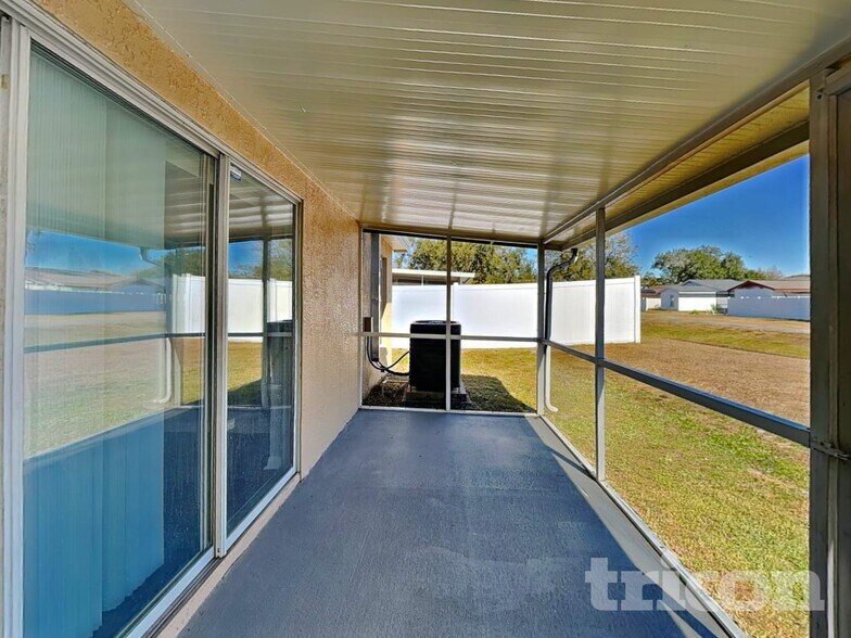 Building Photo - 11119 Bramblebrush St