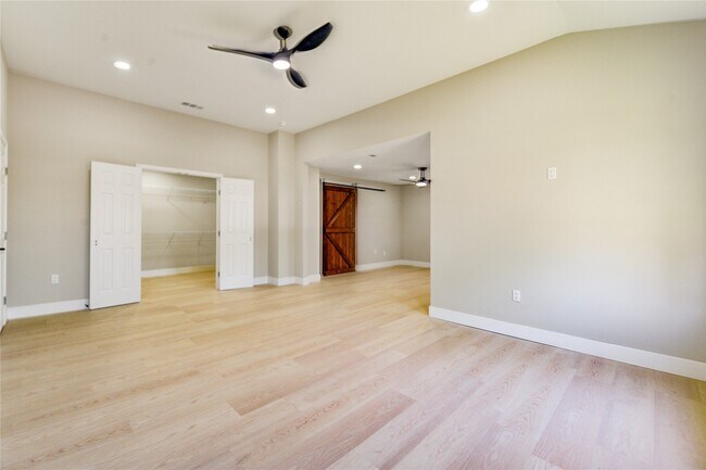 Building Photo - 1901 Canyon Creek Ct