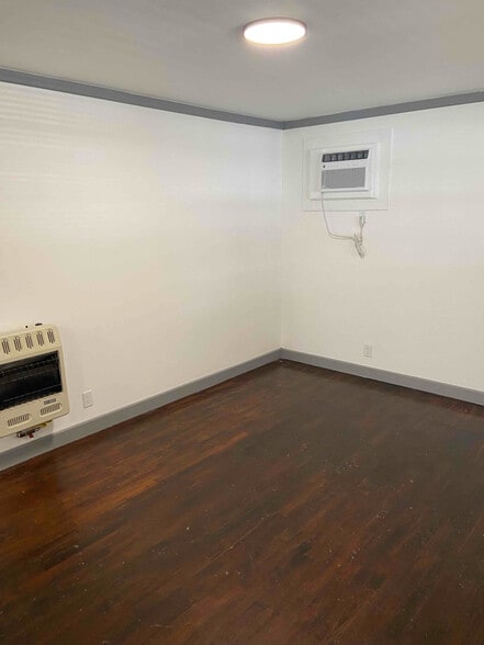 Building Photo - 515 Schley