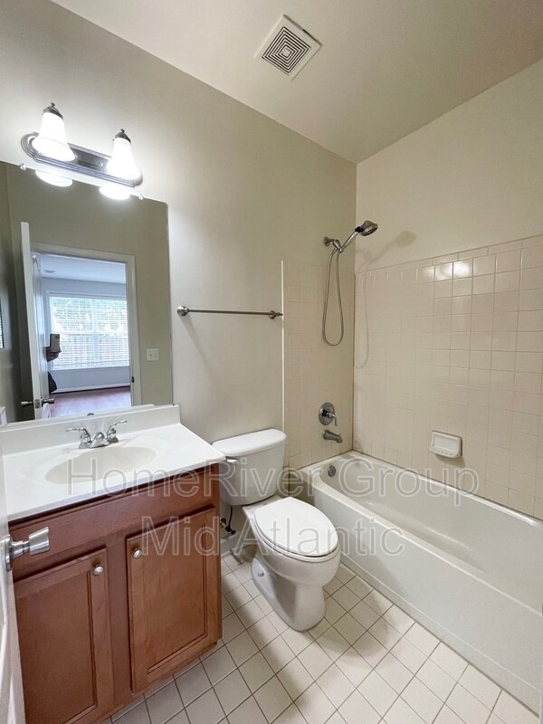 Building Photo - 42570 Magellan Square