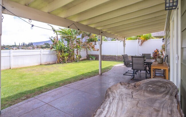 Building Photo - Waikapu Gardens 4 Bed/3 Bath, Beautiful Ho...