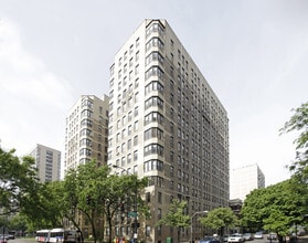 Building Photo - 2970 N Sheridan