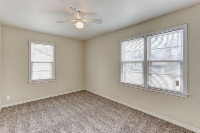 Building Photo - Welcome to the Bethany 2 Bedroom, a charmi...