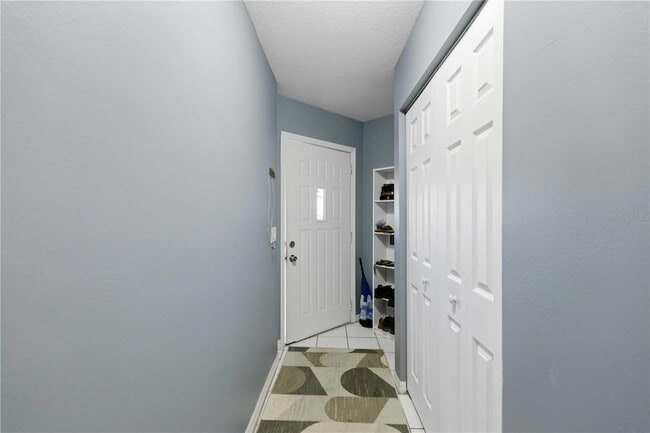 Building Photo - 7818 NE 21 Ave