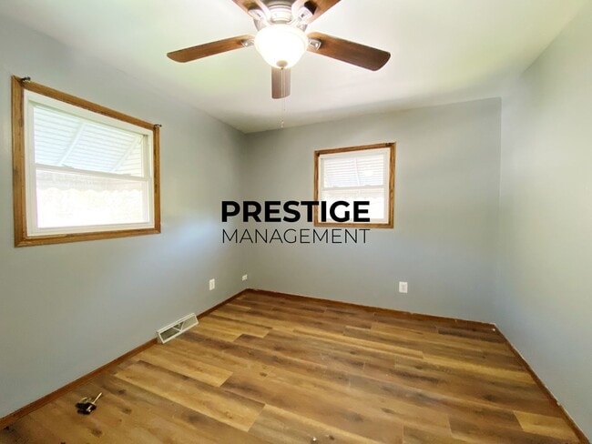 Building Photo - 2 Bedroom Home in Griffith