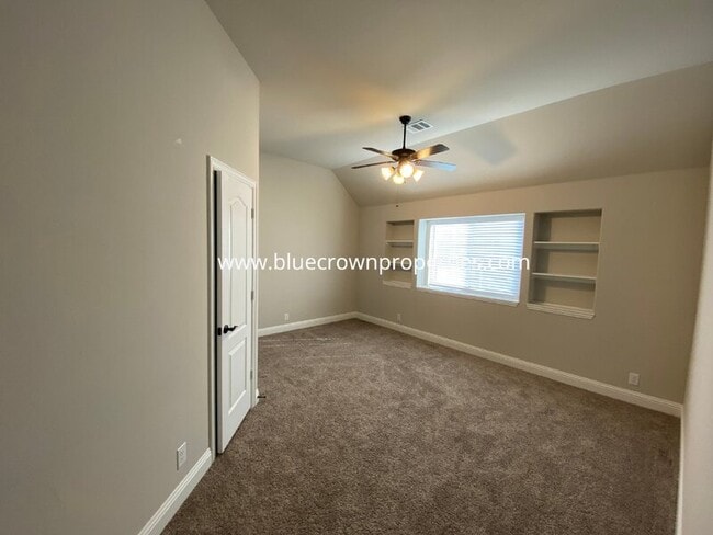 Building Photo - 5211 Pentridge Dr
