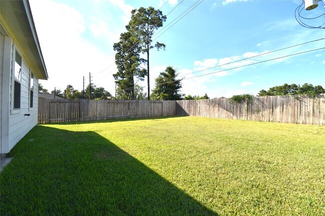 Building Photo - 5930 Dovershire Blf Wy