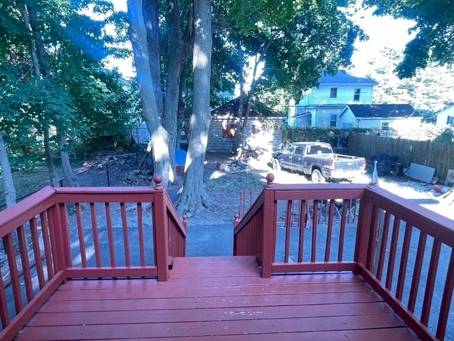 Building Photo - 79A N Warren Ave