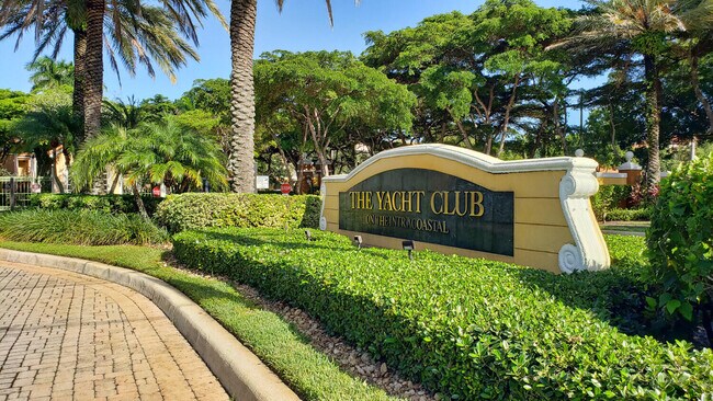 Building Photo - 145 Yacht Club Way