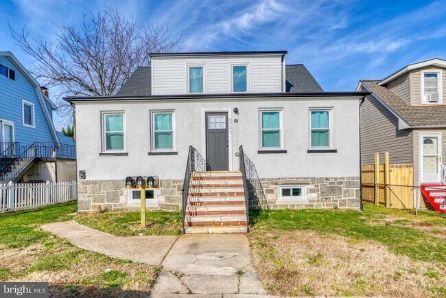 Building Photo - 6722 Brentwood Ave