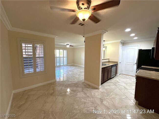 Building Photo - 1150 N Buffalo Dr