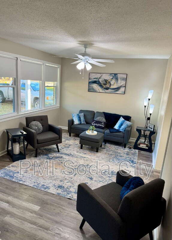 Building Photo - 3615 Truman St