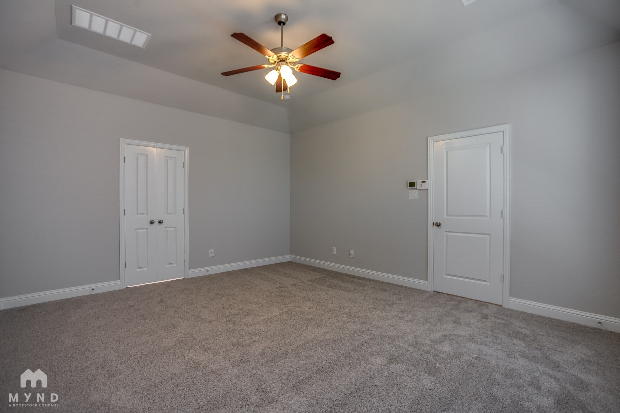 Building Photo - 100 Knight of Realm Blvd