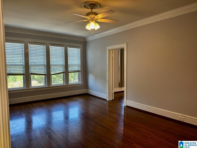 Building Photo - 3007 Highland Ave