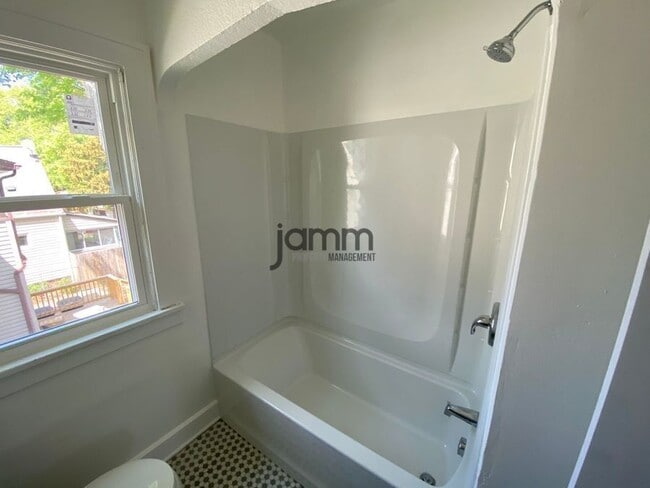 Building Photo - 3937 W 157th St