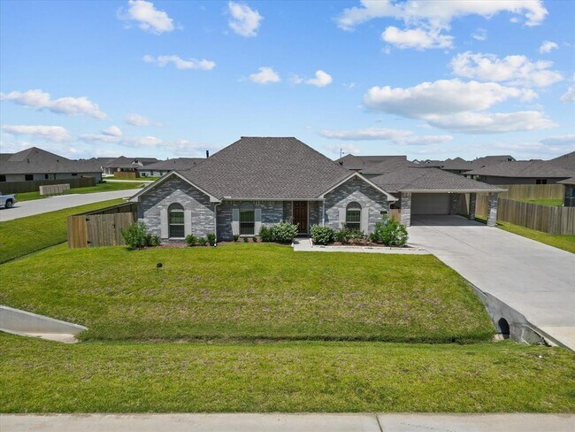 Building Photo - 3320 Pedregal Rd