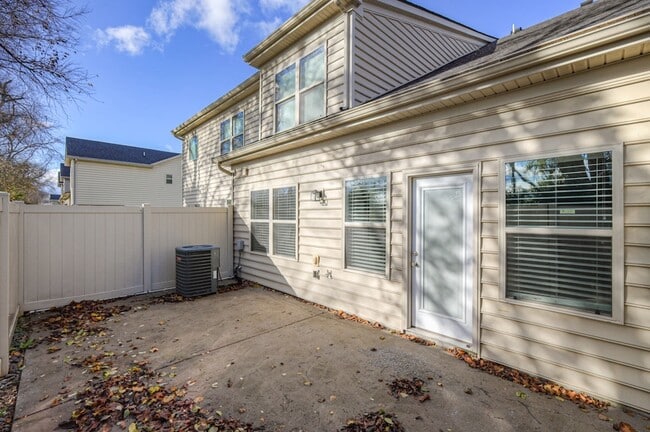 Building Photo - 4245 Sunday Silence Way