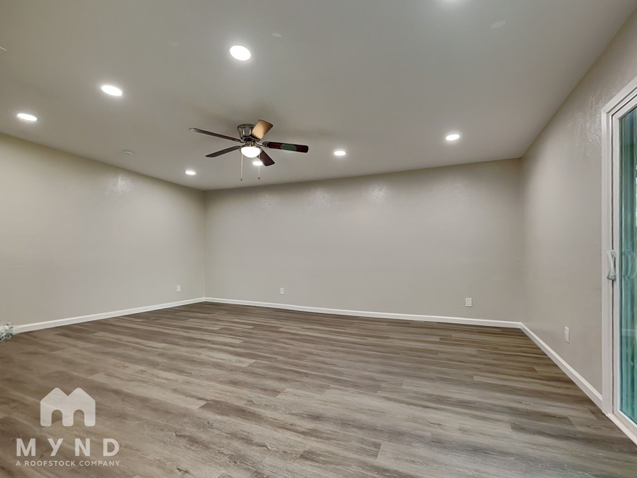Building Photo - 901 Stonybrook Dr