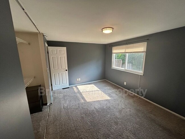 Building Photo - 3112 Charlotte Mill Dr