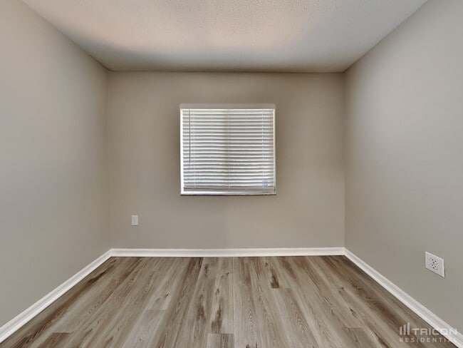 Building Photo - 1419 Birchstone Avenue Brandon FL