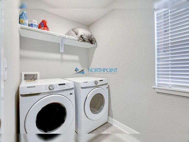 Building Photo - !! MOVE IN SPECIAL: Get 50% OFF on 1st Full Month's Rent when lease is signed by 11/30/2025 !!