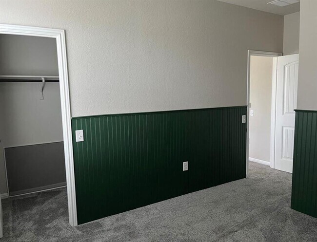 Building Photo - 14110 Luisium View