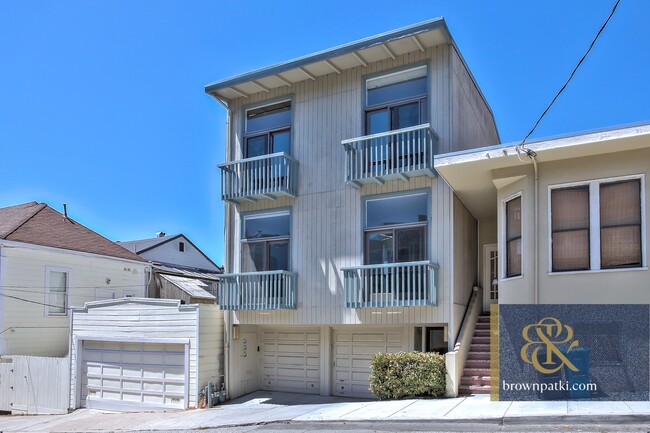 Building Photo - 36 Miley St
