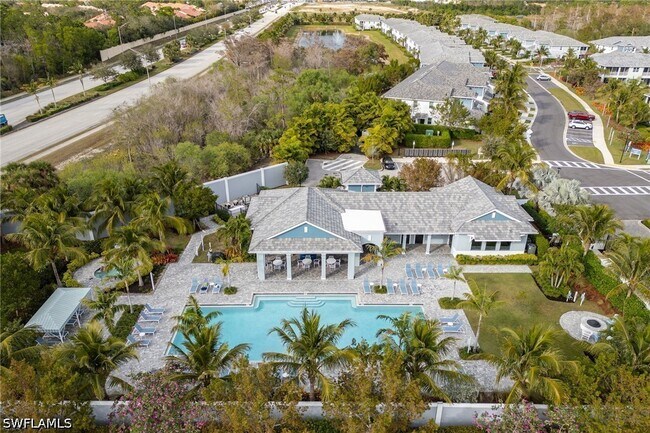 Building Photo - 2555 Seychelles Dr