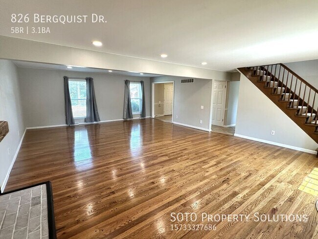 Building Photo - 826 Bergquist Dr