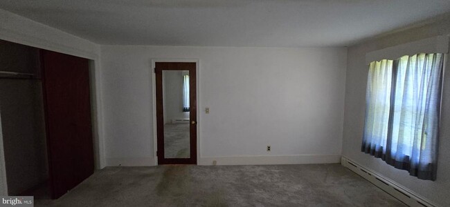 Building Photo - 604 Morwood Rd