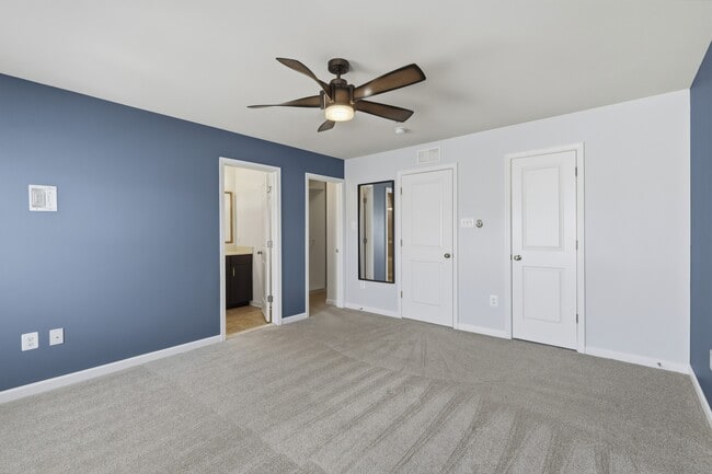 Building Photo - 1137 Red Hawk Way