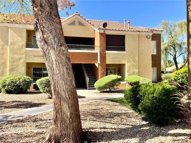 Building Photo - 2120 Ramrod Ave