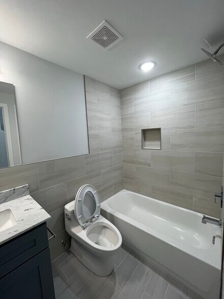 Building Photo - 522 W Berks St